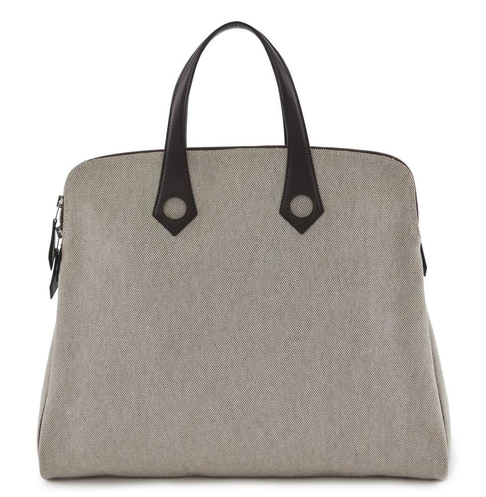 2006
       Sac HEEBOO Toile H et cuir marron Garnitures métal argenté palladié Dimensions : 37,5 x 34,5...