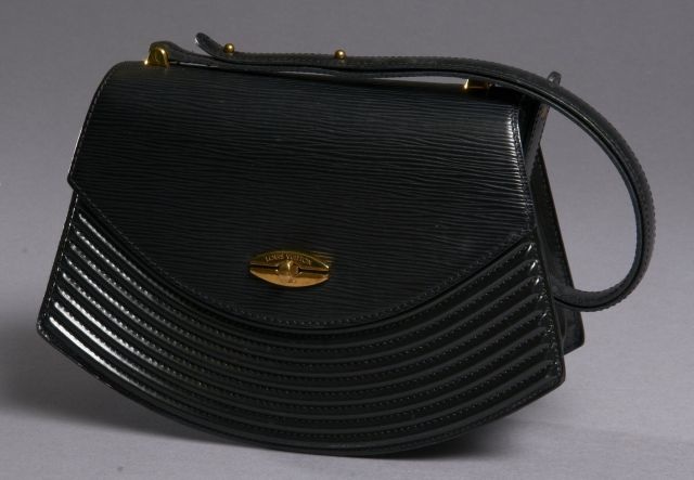 Vintage Louis Vuitton Tilsitt Black Epi Leather Shoulder Pochette