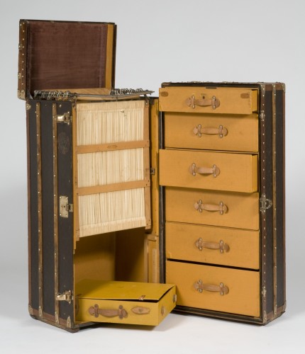 LOUIS VUITTON Champs Elys