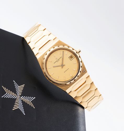 VACHERON CONSTANTIN 222 JUMBO AUTOMATIC YELLOW GOLD. Vacheron Constantin, Genève, "222", case No. 571198. Ref. 60001. Made in the 1980's.. Very fine and very rare, tonneau-shaped, self-winding, 18K. yellow gold wristwatch with 18K yellow gold integrated. 