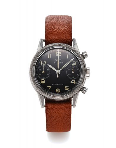 VIXA REF. 5100 TYPE 20 RETOUR EN VOL STEEL.Vixa, Type 20, Antimagnetic, case No. 6618, Ref. 5100. Made.circa 1954..Fine and rare, water-resistant, stainless steel military.wristwatch with flyback round button chronograph and.register.