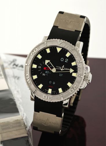 ULYSSE NARDIN ACQUA PERPETUAL.Ulysse Nardin, Le Locle, Suisse, Acqua Perpetual, No. 276, Ref. 333-88..Made circa 2005..Fine, self-winding, water-resistant, stainless steel diver's wristwatch with perpetual calendar, large date and a titanium Ulysse Nardin