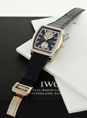 IWC REF. 3764 DA VINCI CHRONOGRAPH WHITE GOLD.International Watch Co., Schaffhausen, Da Vinci, Automatic.Chronograph, case No. 3406265, Ref. 3764. Made circa 2008..Fine and rare, tonneau-shaped, water-resistant, self- winding.18k white gold fly-back chron