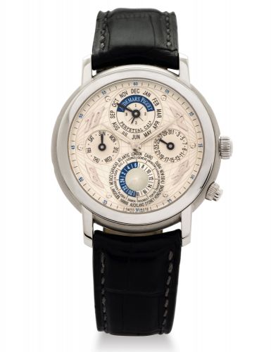 AUDEMARS PIGUET REF. 25919PT MÉTROPOLIS.PERPETUAL CALENDAR - PLATINUM.Audemars Piguet, Genève, Jules Audemars - Quantième Perpétuel.Métropolis, case No. E 61370, Ref. 25919PT. Made circa 2002..Very fine and rare, World Time, self-winding, platinum wristwa