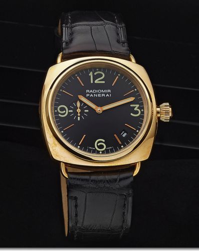 PANERAI PAM 103 RADIOMIR PINK GOLD.Officine Panerai, Firenze 1860, Radiomir No. E 065 / 500, case No..BB1050523, Ref. OP 6564. Made in a limited edition of 500 pieces in 2002..Very fine, large, cushion-shaped, self-winding, waterresistant.18K pink gold wr