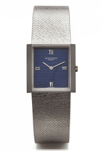 PATEK PHILLIPE GENEVE REF. 3571/1 WHITE GOLD.Patek Philippe & Cie, Geneve, No. 1164925, case No..2688399, Ref. 3571/1, made circa 1970..Fine, extra-flat, rectangular, hand-winding, 18K white gold.wristwatch with 18K white gold integrated woven bracelet..A