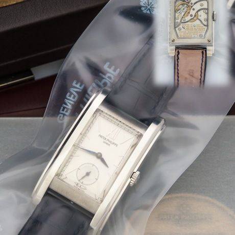 PATEK PHILIPPE Ref. 5105P