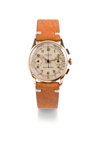 UNIVERSAL, MEDICO-COMPAX CHRONOGRAPH, YELLOW GOLD Universal, Medico-Compax, case No. 1535966, Ref. 12445. Made circa 1950. Fine, yellow gold, manual-wind chronograph wristwatch. Belle et rare montre chronographe en or 18k. Boitier rond. Cadran argentavec 