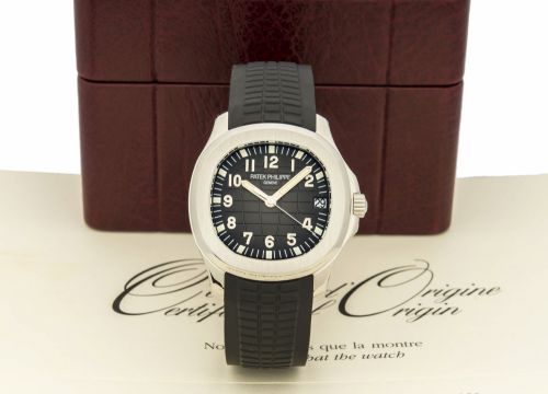 PATEK PHILIPPE AQUANAUT REF. 5165 STEEL An extremely fine self-winding stainless steel wristwatch with date.