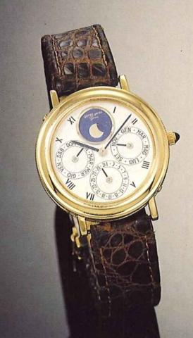 G_rald Genta Ref. 2426.4, present series.Very fine astronomic, self-winding, 18ct gold.gentleman's wristwatch with perpe