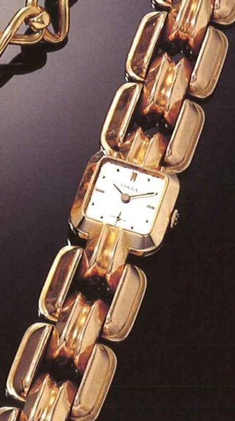 Rolex Pr_cision, Ref. 4495, 1940's..Fine square,l8ct pink gold lady's wristwatch with.18 ct pink gold linked bracelet.