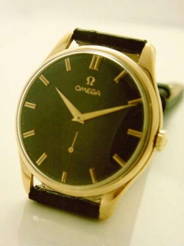 Omega, Ref. 2520. Produced in the 1950's.Fine, 18K pink gold gentleman's wristwatch.