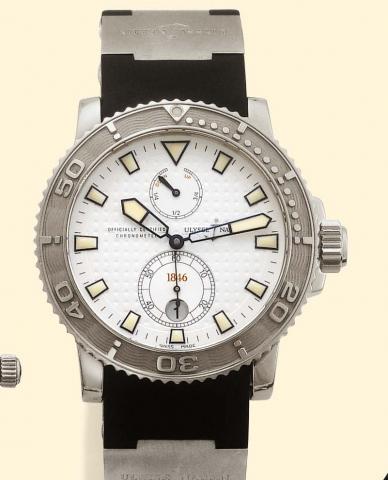 Ulysse Nardin, Le Locle, Suisse, Marine Diver Chronometer, Officially Certified, Ref. 263-33. Produced in 2003. Fine, self-winding, water-resistant, stainless steel gentleman's diving wristwatch with date, a rubber strap with titanium sections and a titan