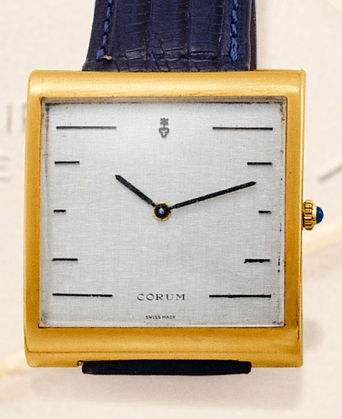 Corum, Buckingham, Ref. 5979. Made in the 1980s. Fine and unusual, large, square, 18K yellow gold gentleman's wristwatch.