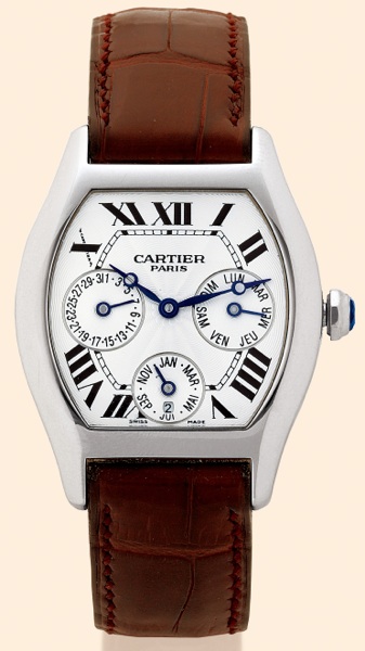 Tortue Calendrier.Perpetuelle.Cartier Paris, Tortue.Calendrier Perpetuelle, No. 15MG.Ref. 2540. Made circa 2000..Very fine, tonneau-shaped, self-winding.water-resistant, 18K white gold.gentleman's wristwatch with perpetual.calendar and an 18K white gold.C