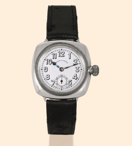 Ref. 5404.Rolex, Oyster, Ref. 5404. Glasgow.import marks for 1928/29..Very fine, water-resistant, cushionshaped.sterling silver gentleman