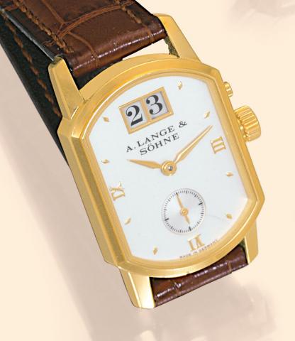 Arkade.Lange & S_hne, Arkade, Ref. 101025. Made circa 1995. Sold in 1997..Very fine and elegant, rectangular, water-resistant, large date 18K yellow gold lady 's wristwatch with 18K.yellow gold A. Lange & S_hne buckle. Accompanied by a fitted box and a ce