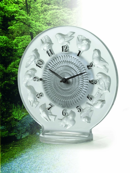 ROSSIGNOL.Omega, No. 7583637, case number 7550985, Ref. 13.309, the case by R. Lalique..Movement and movement case sold to Lalique in 1931..Unique and exceptionally fine, frosted glass and chrome eight-day going Art Deco.mantel clock.