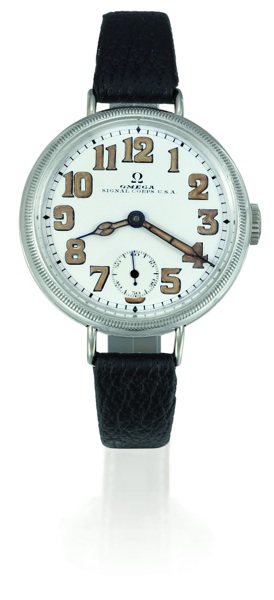 SIGNAL CORPS- ALUMINIUM WATCH.Omega, Signal Corps U.S.A., No. 5271257, case No. 5948233, Ref. AR 709 Ad. Sold.on September 3, 1918..Very fine and exceptionally rare, aluminum military wristwatch. This watch is sold with a.box, Certificate of Authenticity 