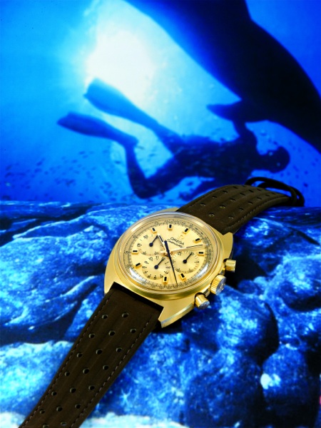 SEAMASTER CHRONOGRAPH Omega, Seamaster, No. 28428944, Ref. BA.145.016. Sold on January 27, 1970, in.Germany..Fine and rare, water-resistant. 18K yellow gold gentleman's wristwatch with round.button chronograph, 12-hour and 30-minute registers and a gold-p