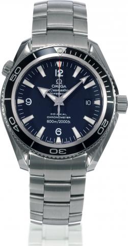 Planet Ocean.Omega Seamaster Professional, Co-Axial Chronometer.600m/ 2000ft, Planet Ocean, movement No. 80856198.Ref. 22015000. Sold on May 9, 2005..Fine, center seconds, self-winding, water-resistant, stainless.steel wristwatch with graduated black beze