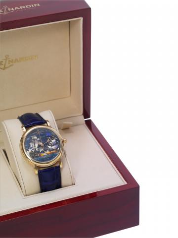 Trafalgar.Ulysse Nardin, Locle, Suisse.Chronometer San Marco Trafalgar, No..0/25, Ref. 136-77-9.Made in a limited edition.of 25 examples in 1999..Very fine, rare and unusual, center-seconds.self-winding,water-resistant, 18K yellowgold.gentleman