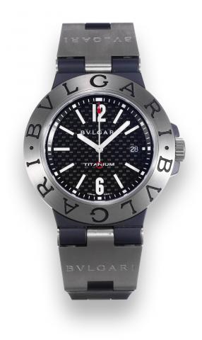 Diagono Titanium.Bulgari, Titanium, Ref. 101398, case No. L 1184.serial number TI 44 TA, sold on August 28, 2006..Fine, center seconds, self-winding, water-resistant, titanium.and aluminium wristwatch with date and black rubber strap.with satin finished t