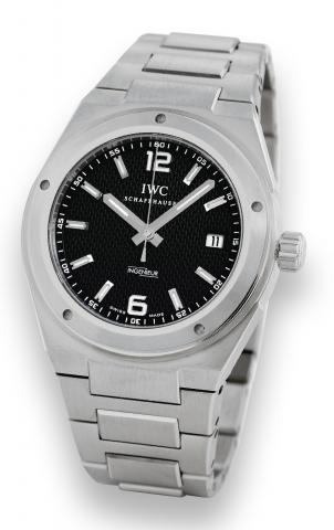Steel Ingenieur.International Watch Co., Schaffhausen, Ing_nieur.Automatic, Ref. 3227. Made circa 2005..Fine, tonneau-shaped, center seconds, self-winding, waterresistant.anti-magnetic, stainless steel wristwatch with date.and an integrated stainless stee