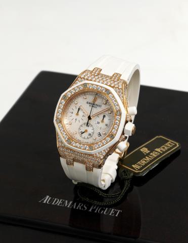 Audemars Piguet Royal Oak Offshore lady diamonds.Audemars Piguet, Royal Oak, Offshore, Automatic, No. 0475, case No. 625533, Ref. 26092. Made in 2007..Fine, tonneau-shaped, octagonal, self-winding, water-resistant, 18K pink gold and white rubber-coated la