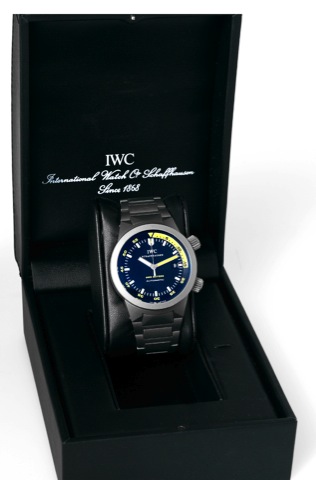 IWC Aquatimer 2000 Meters.International Watch Co., Schaffhausen, Aquatimer 2000 m.Automatic, case No. 3212864, Ref. IW353803. Sold on April.4th, 2007..Fine, center seconds, self-winding, water-resistant, titanium.diver's wristwatch with date and an IWC ti