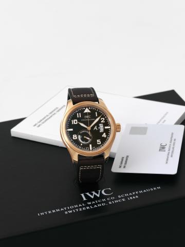 IWC Pink Gold Pilot, Limited Edition Antoine De St Exup_ry.International Watch Co. (IWC), Fliegeruhr Edition Antoine de Saint Exup_ry, No. 307/500, Ref. 3201. Made in a limited edition of.500 pieces, circa 2007..Very fine and rare, center-seconds, self-wi