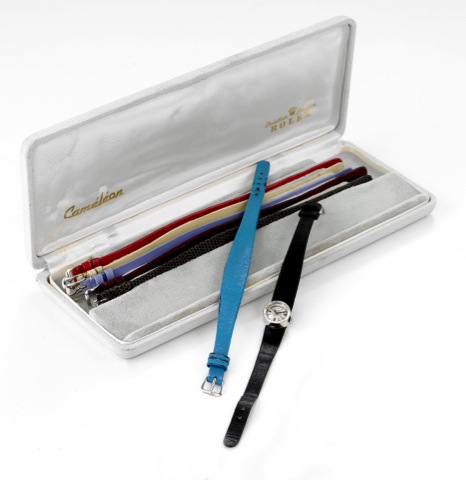 Rolex - White Gold - Cameleon.Rolex, Cameleon, case No. 968934, Ref. 5003. Made in the 1960s..Fine and unusual, 14K white gold lady's wristwatch. Case featuring a double bottomed back for insertion of straps or bracelet..Accompanied by the original fitted