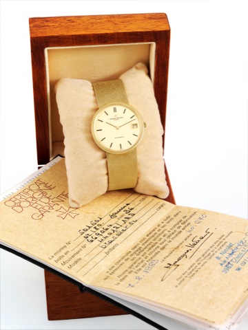 Vacheron Constantin, Geneve, Automatic.movement No. 669064, case No. 501501.Ref. 44012. Sold on August 7th, 1989..Fine, water resistant, self-winding, 18K yellow gold.wristwatch with date and an integral 18K yellow gold.Vacheron Constantin bracelet. Accom