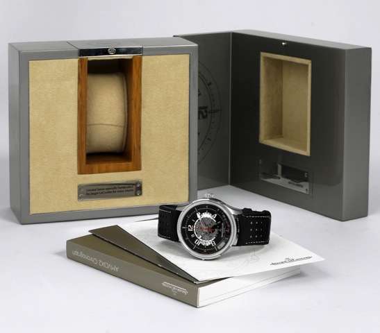 Jaeger-LeCoultre Titanium AMVOX2 - Aston Martin Chronograph.Jaeger-LeCoultre, AMVOX2 - Aston Martin, Master Control 1000 Hours, No. 010/999, Ref. 192.T.25. Made in a limited edition.of 999 pieces in titanium in circa 2008..Very fine and rare, large, self-