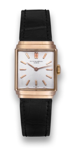 Patek Philippe - Pink Gold - Ref. 594.Patek Philippe & Co., Geneve, movement No. 851166, case.No. 619561, Ref. 594. Made in 1939, sold on April 12th, 1940..Very fine and rare, square, 18K pink gold wristwatch..Accompanied by the Extract from the Archives.