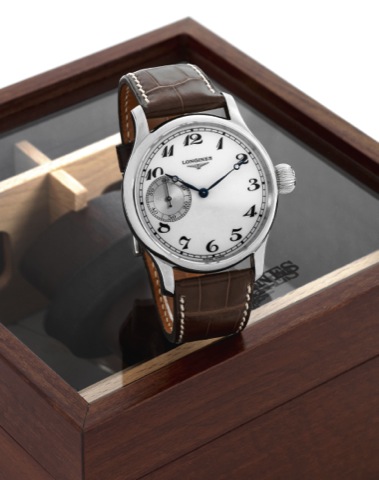 LONGINES _ AVIGATION _ LIMITED EDITION.Longines, Special Limited Series, No. 318/500, movement.No. 56616127, case No. 5294, Ref. L2.639.4. Made in a.limited edition of 500 pieces circa 2002, sold July 18th, 2003..Fine and rare, large, stainless steel avia