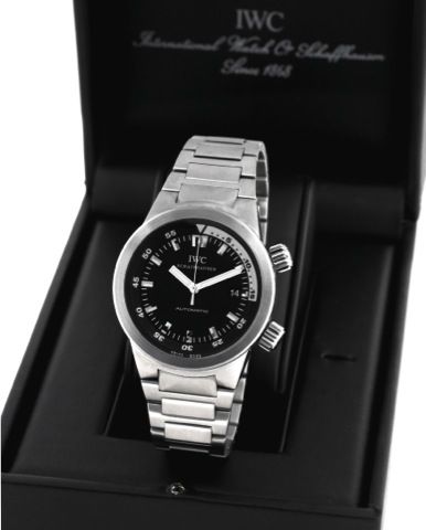 IWC - REF. 3548 - STEEL AQUATIMER.International Watch Co., Schaffhausen, Aquatimer.Automatic, case No. 3081626, Ref. 3548. Made in 2006, sold.April 23, 2009..Fine, center seconds, self-winding, water-resistant, stainless.steel diver's wristwatch with date