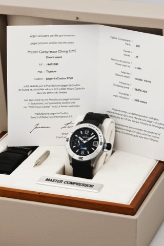 JAEGER LECOULTRE, REF. 160.T.05, MASTER.COMPRESSOR DIVING GMT LIMITED.Jaeger-LeCoultre, Master Compressor Diving Gmt.No. 1447/1500, case no. 2464571, ref. 160.T.05. Made in a.limited edition of 1500 pieces, sold on August 24th, 2010..Very fine, large, two