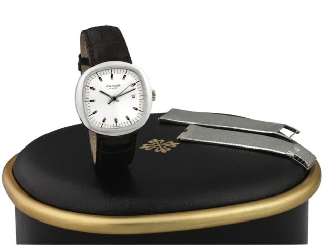 PATEK PHILIPPE, REF. 3597/1, BETA 21.WITH DETACHABLE BRACELET, WHITE GOLD.Patek Philippe, Gen