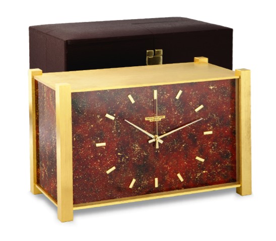 PATEK PHILIPPE REF: 1100/2, QUARTZ.ELECTRONIC TABLE CLOCK RED LACQUERED.Patek Philippe, Gen