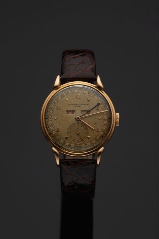 VACHERON & CONSTANTIN TRIPLE DATE CLAW.LUGS PINK GOLD.Vacheron & Constantin, Genève, No. 463395, case.No. 283926. Made circa 1946..Fine and rare, 18K pink gold wristwatch with triple date.calendar and claw lugs.