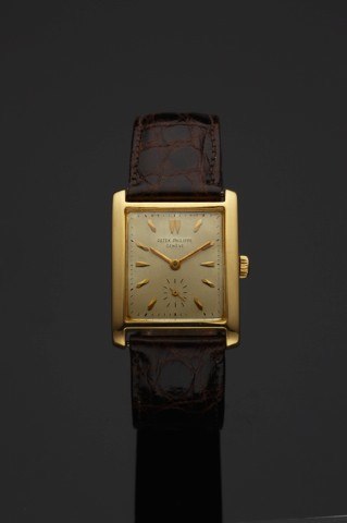 PATEK PHILIPPE REF. 2530 YELLOW GOLD.Patek Philippe, Genève, No. 742182, case No. 675389.Ref. 2530. Made circa 1958..Very fine and rare, rectangular, 18K yellow gold wristwatch..To be sold without reserve