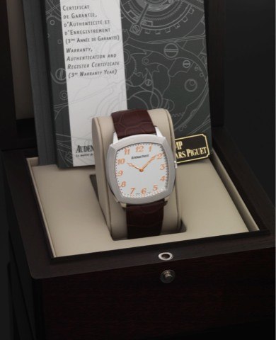 AUDEMARS PIGUET REF. 15160 TRADITION PLATINUM.Audemars Piguet, Genève Automatic, No. 551195, case No. G 76151, Ref. 15160. Made circa 2010..Very fine and elegant, large, cushion-shaped, self-winding, platinum wristwatch with a platinum Audemars Piguet buc