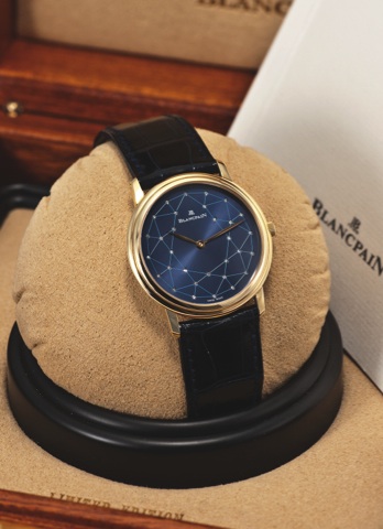 BLANCPAIN REF. B 0021 NO. 2.YELLOW GOLD AND DIAMOND.Blancpain, No. 2, Ref. B 0021. Sold on November 26, 1998..Very fine and rare, 18K yellow gold wristwatch with a.diamond set dial and a 18K yellow gold Blancpain buckle..Accompanied by the original fitted