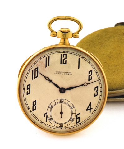 ULYSSE NARDIN DRESS WATCH.Ulysse Nardin, Locle & Suisse, No. 91538, case.No. 347331. Made in the 1910s..Fine and rare, 18K yellow gold keyless dress watch..Accompanied by a pouch..To be sold without reserve