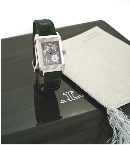 JAEGER-LECOULTRE REF. 240.6.19. REVERSO.GRANDE DATE SEPTANTIEME, PLATINUM.Jaeger-LeCoultre, Reverso - Septantième, No. 164/500, Ref..240.6.19. Made in a limited edition of 500 pieces circa 2009..Very fine and rare, rectangular and reversible platinum.wris