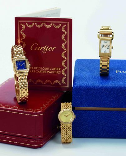 Piaget. A fine 18ct gold and mother of pearl lady's quartz bracelet watch