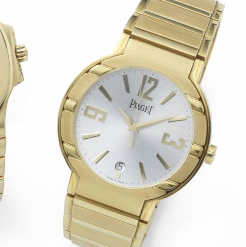 Piaget. An 18ct gold automatic centre seconds calendar bracelet watch