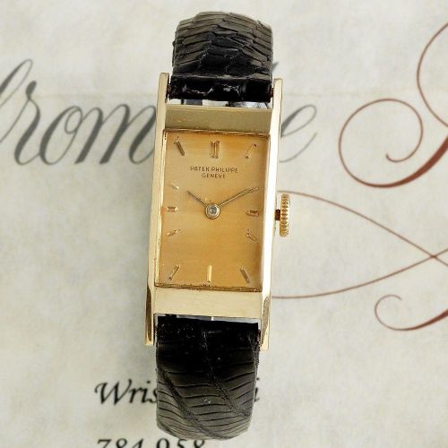 Patek Philippe. A lady's 18K rose gold manual wind wristwatch