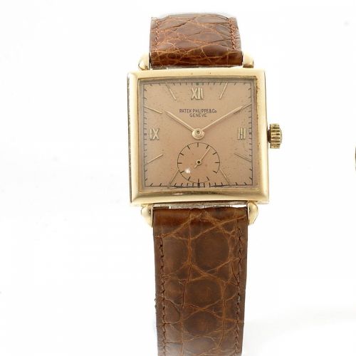 Patek Philippe. An 18K rose gold manual wind wristwatch